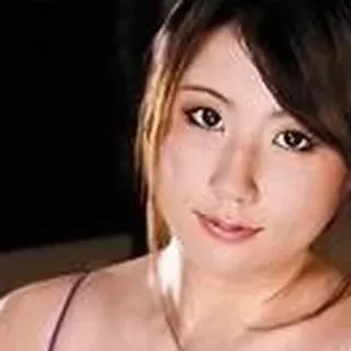 柚木彩華