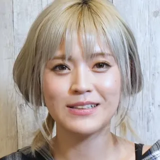 板垣梓