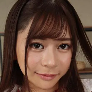 悠月リアナ