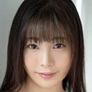 結城莉乃
