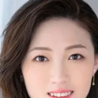 葉山さゆり