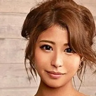 Yuka Hoshi