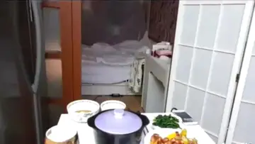 美食主播不小心走光露点 new