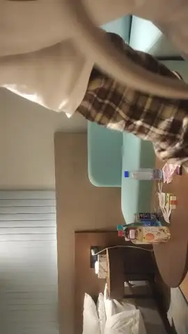 4 加钱哥加钱哥网约韵味十足小少妇,自带开档黑丝袜,极品美腿口活一流,骑乘抽插没吃药几下就射 new
