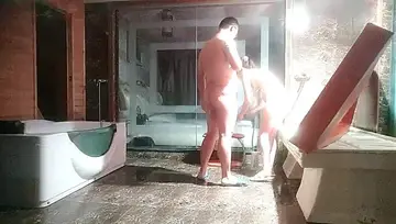 KU【探花】水疗馆女技师TP客户半套服务,洗完澡乳推磨屁股,上位骑乘摩擦舔屌,口活不错撸管射在脸上 new