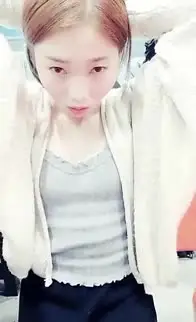 女主播网吧勾引小伙去厕所啪啪.x264.aac new
