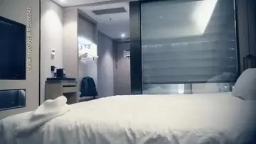 四眼黑丝小骚货，撸点极高真实叫床是个很大亮点，关键是骚叫，骚得一逼 new