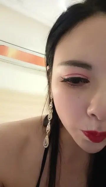 直播操国外小妹 new