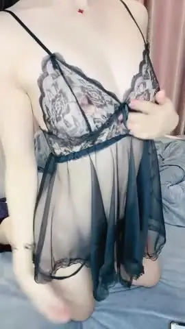 极品尤物!网红腿模女神!紧身裤脱衣诱惑,顶级美腿振动棒后入,插进去了哥哥,浪叫呻吟骚话不断 new