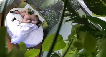 丰满性感的美女酒店不愿意和认识没多久的纹身男啪啪被男的3次扑倒在床上最后强插进去干完后再操时乖乖配合 new