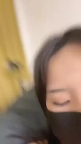 一线天肥穴蜜桃臀!新人下海牙套小姐姐!全裸居家诱惑,粉嫩小穴紧致,翘起美臀摇摆 new