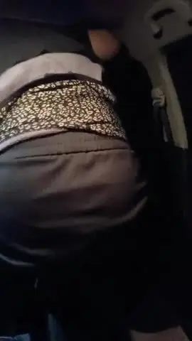 2021 11 13, 【河南老王】,两男子户外车震,熟女骚爆了,车内手机直播,啪啪无套,淫水潺潺浪叫连连,刺激精彩 new