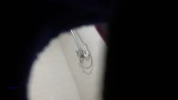 高级会所元选了个刚毕业没多久的漂亮短裙美女A