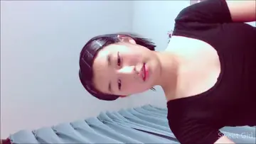 其它国家年轻学生妹居家自慰流出个个都有女优的潜质4V1 new
