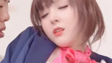 【日本私拍】长着一张娃娃脸的超美少妇，连叫床也是娃娃音，还有一双大长腿，简直是极品尤物中的极品【精华版】 高清原版无水印