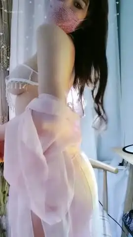 小仙女下凡!小仙女下海!天底下竟有如此好看的大奶子!仙女不仅长得甜美颜值超高,完美的大奶,其他妹子望尘莫及 国风舞蹈~20220905-014221-897