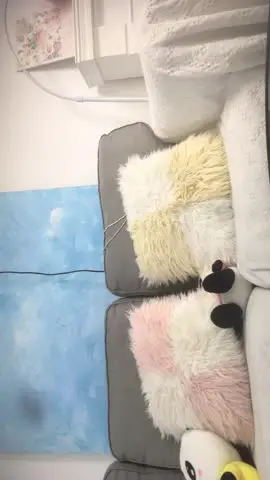 【年少不知阿姨好】,下午场,每场都是美人妻,做爱必须戴上眼镜,小伙在幻想谁?
