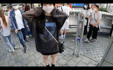 FC2-3105298 【おめでとう阪神タイガース!】ゆなちゃん大阪デートで人生2回目のエッチで3Pも?!-CD1
