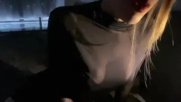 少妇给中医养生馆男技师油推外加小海豚服务 被刺激的立马推一炮~ new
