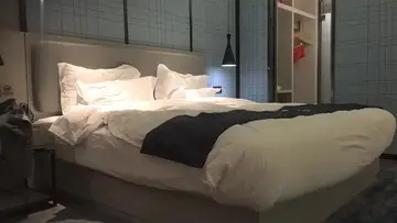 STP17605 高颜值大长腿嗲嗲妹子，蹲着口交舔弄上位骑乘侧入抽插猛操