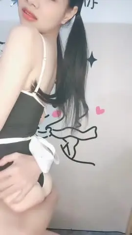 STP25313 温柔系妩媚美妞,扎起双马尾一脸清纯,男友疯狂吸奶子一脸享受,女仆装白丝袜,扛起腿就是爆操,搞完全裸自摸诱惑~STP25313