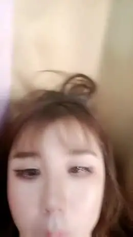 唇红齿白黑丝大长腿美女和男友做爱 aac